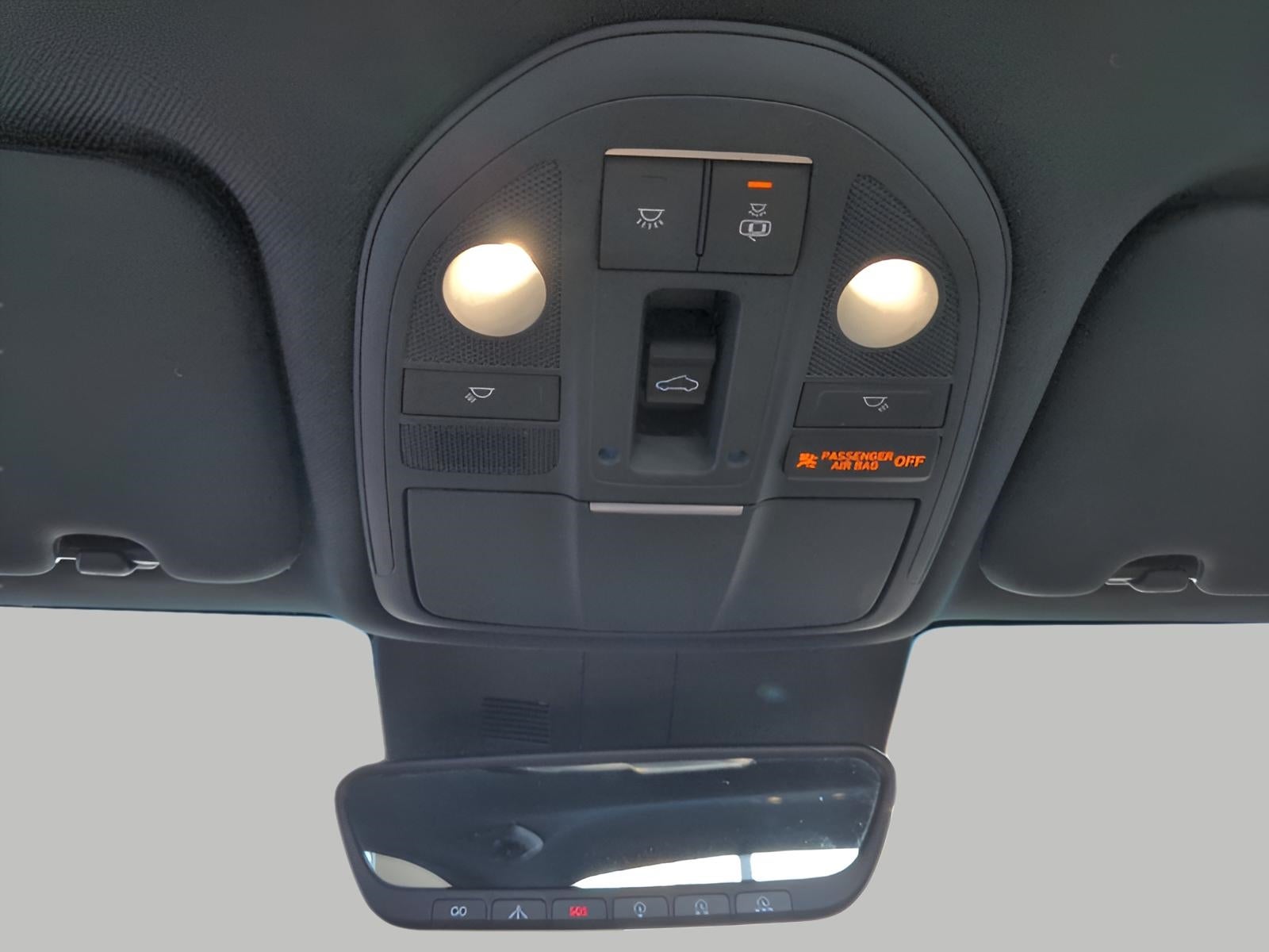 2022 Genesis G70 2.0T