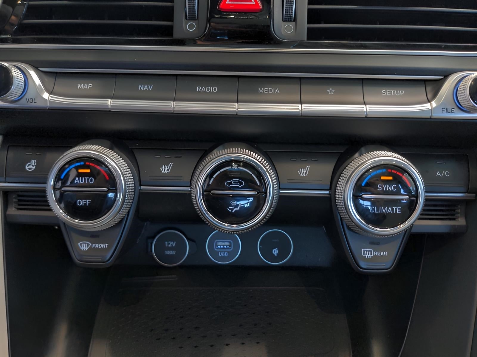 2022 Genesis G70 2.0T