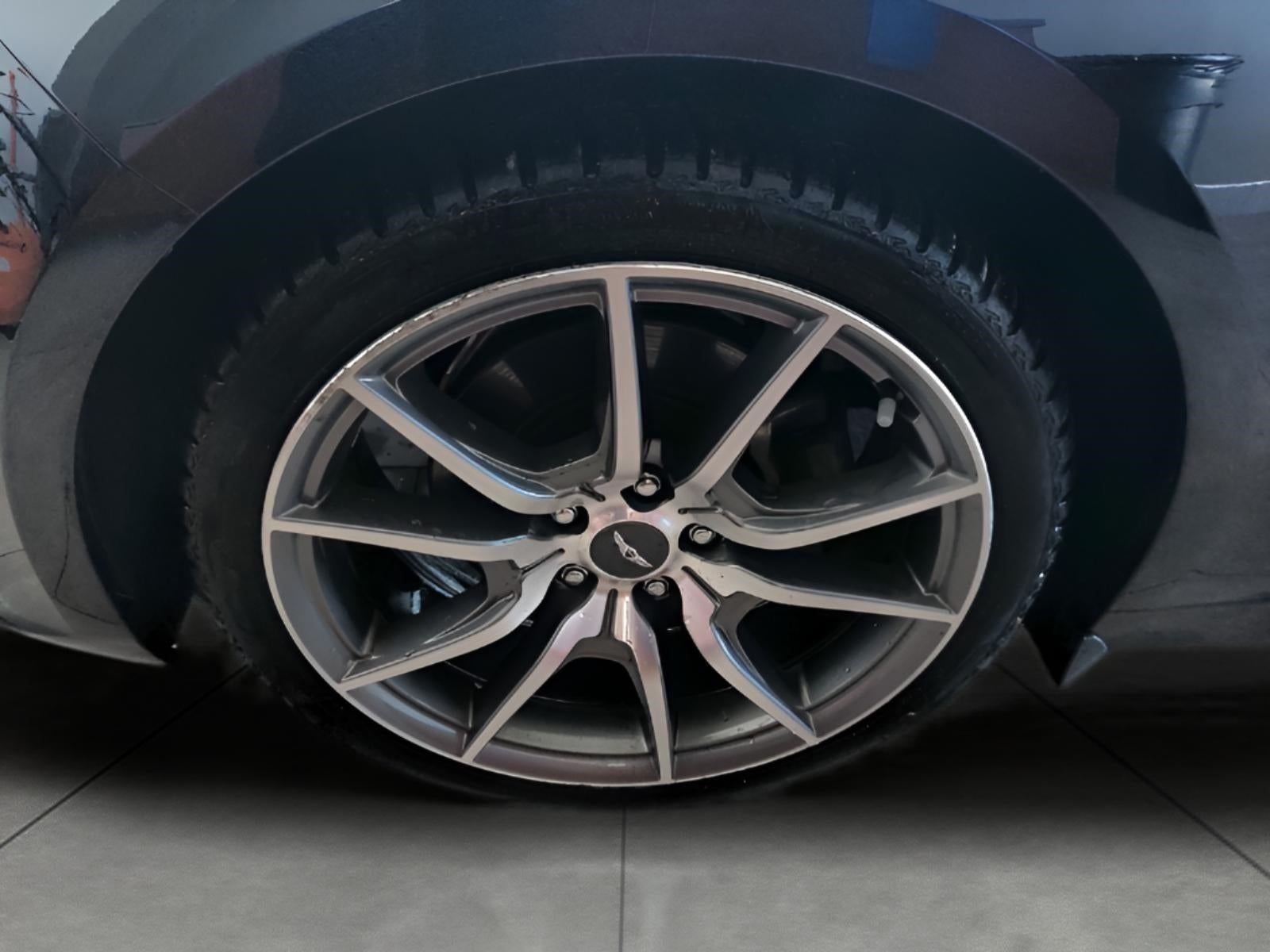 2022 Genesis G70 2.0T