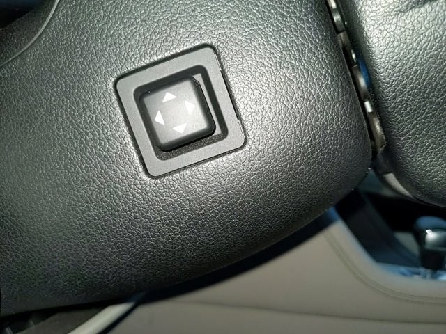 2022 Genesis G70 2.0T