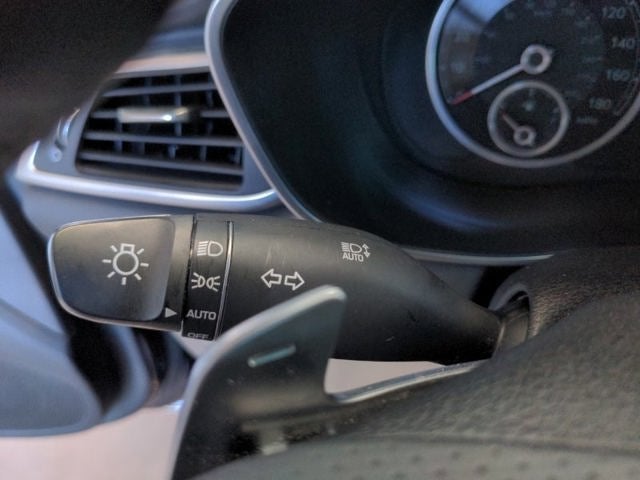 2022 Genesis G70 2.0T