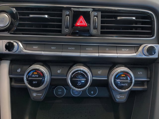 2022 Genesis G70 2.0T