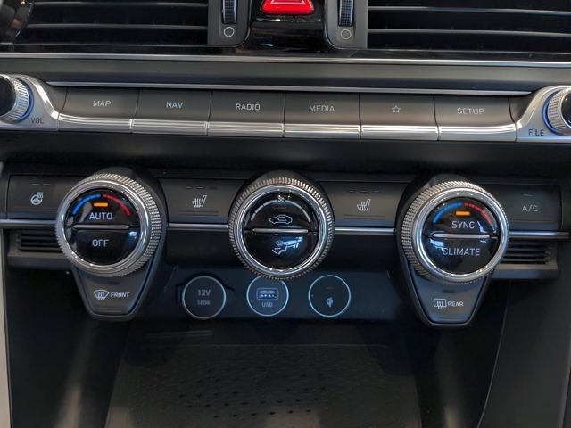 2022 Genesis G70 2.0T