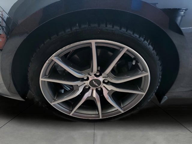 2022 Genesis G70 2.0T