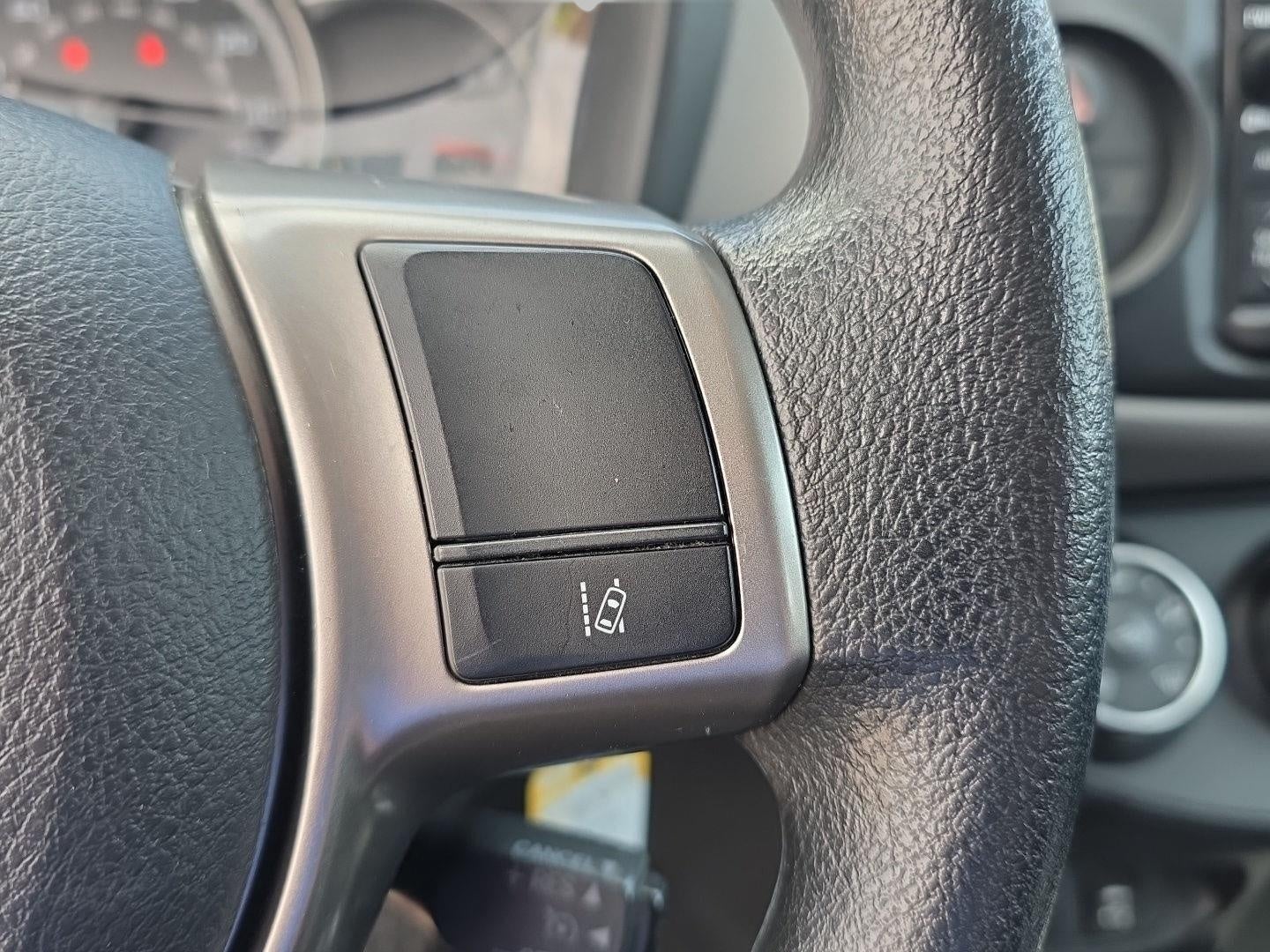 2017 Toyota Yaris L
