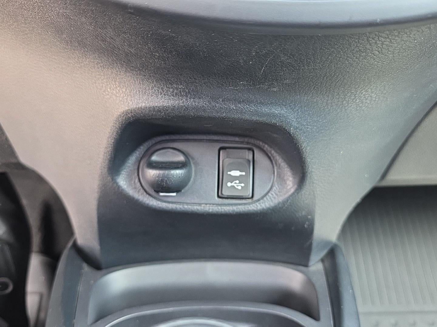 2017 Toyota Yaris L