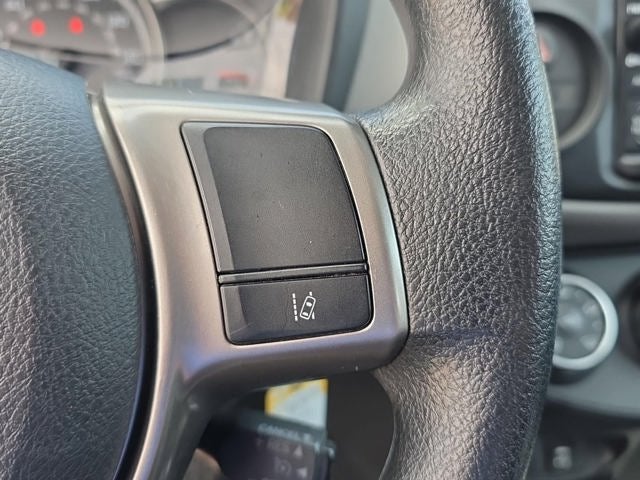 2017 Toyota Yaris L