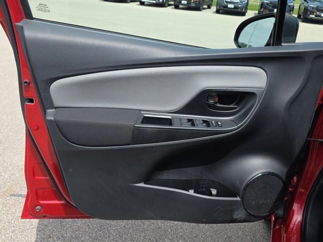 2017 Toyota Yaris L