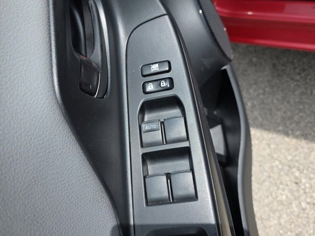 2017 Toyota Yaris L
