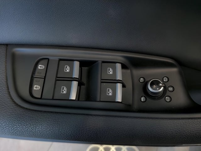 2021 Audi Q7 Premium Plus