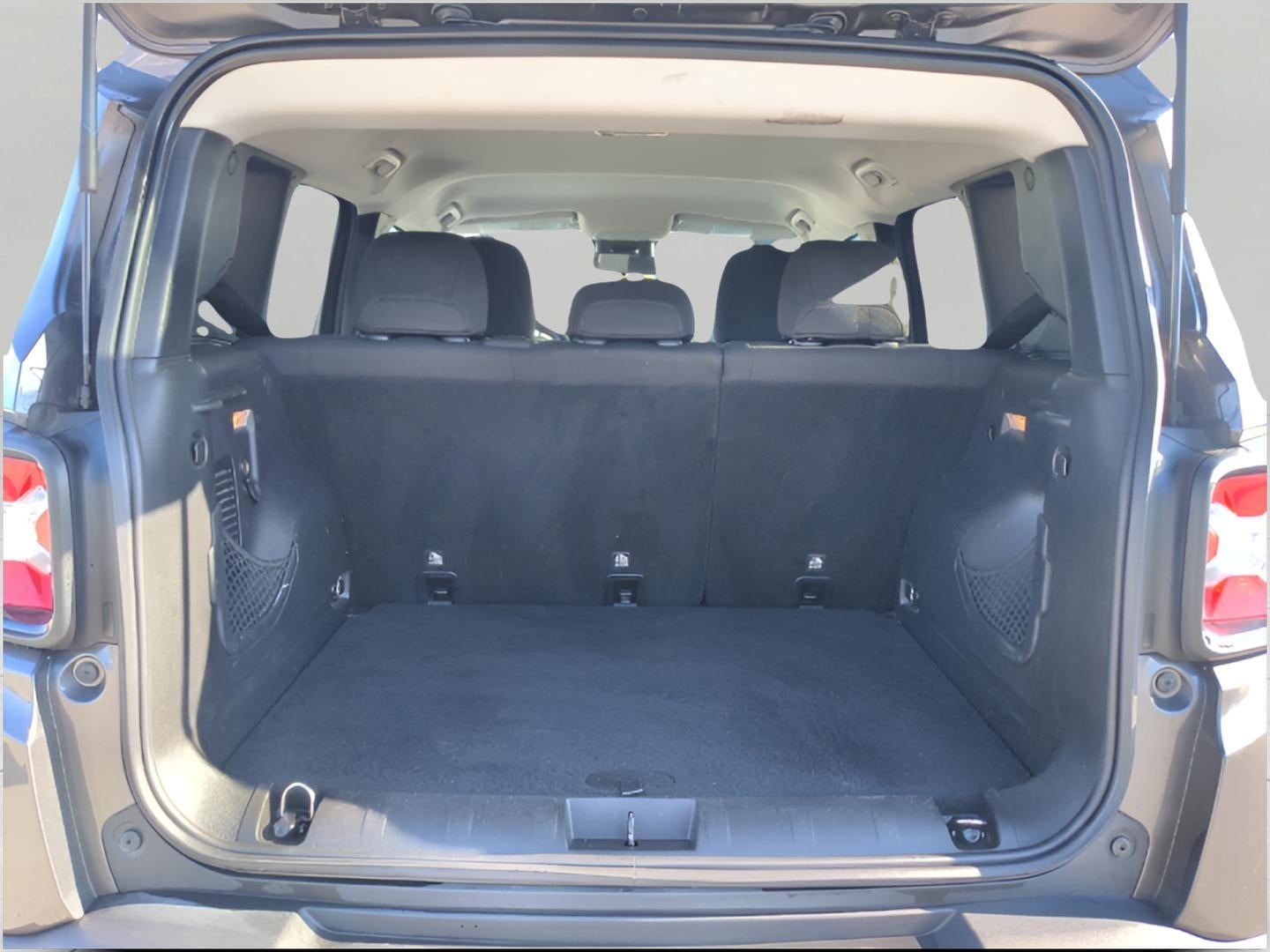 2017 Jeep Renegade Altitude