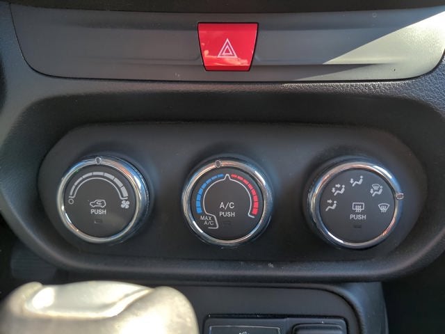 2017 Jeep Renegade Altitude