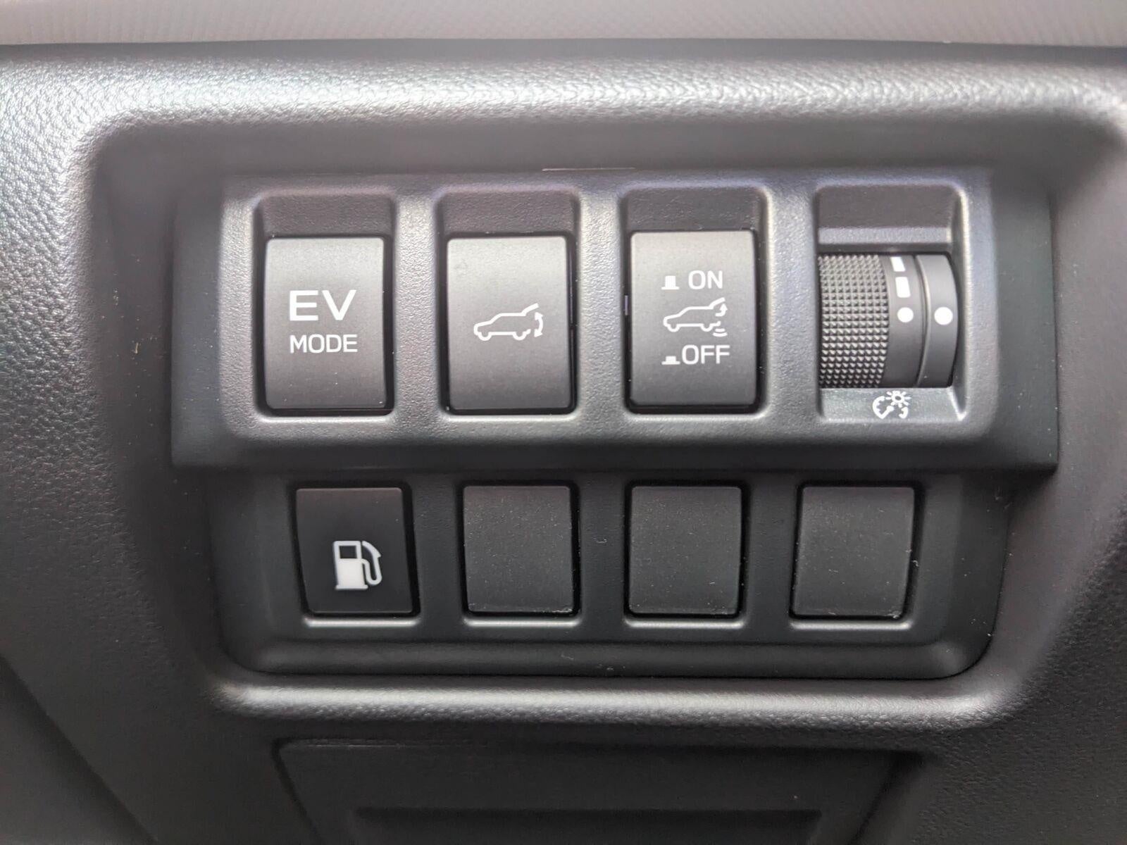 2026 Subaru FORESTER Limited Hybrid