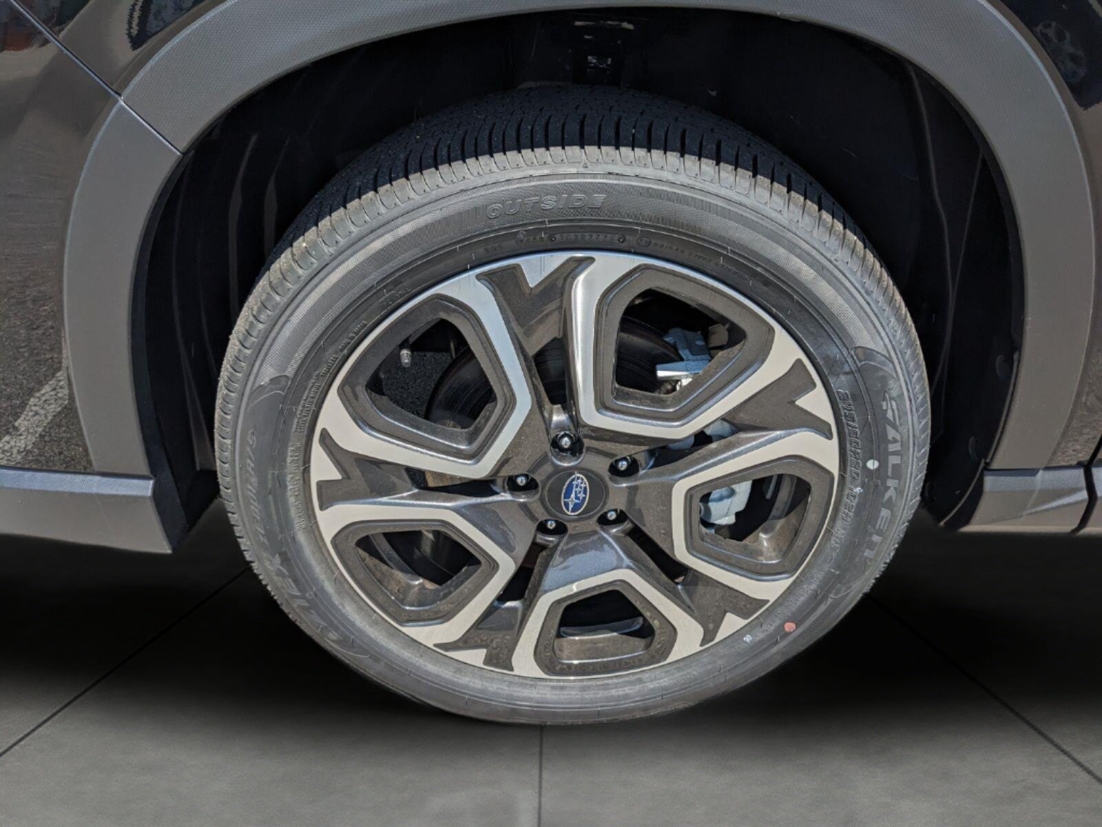 2026 Subaru Ascent Limited - Photo 7