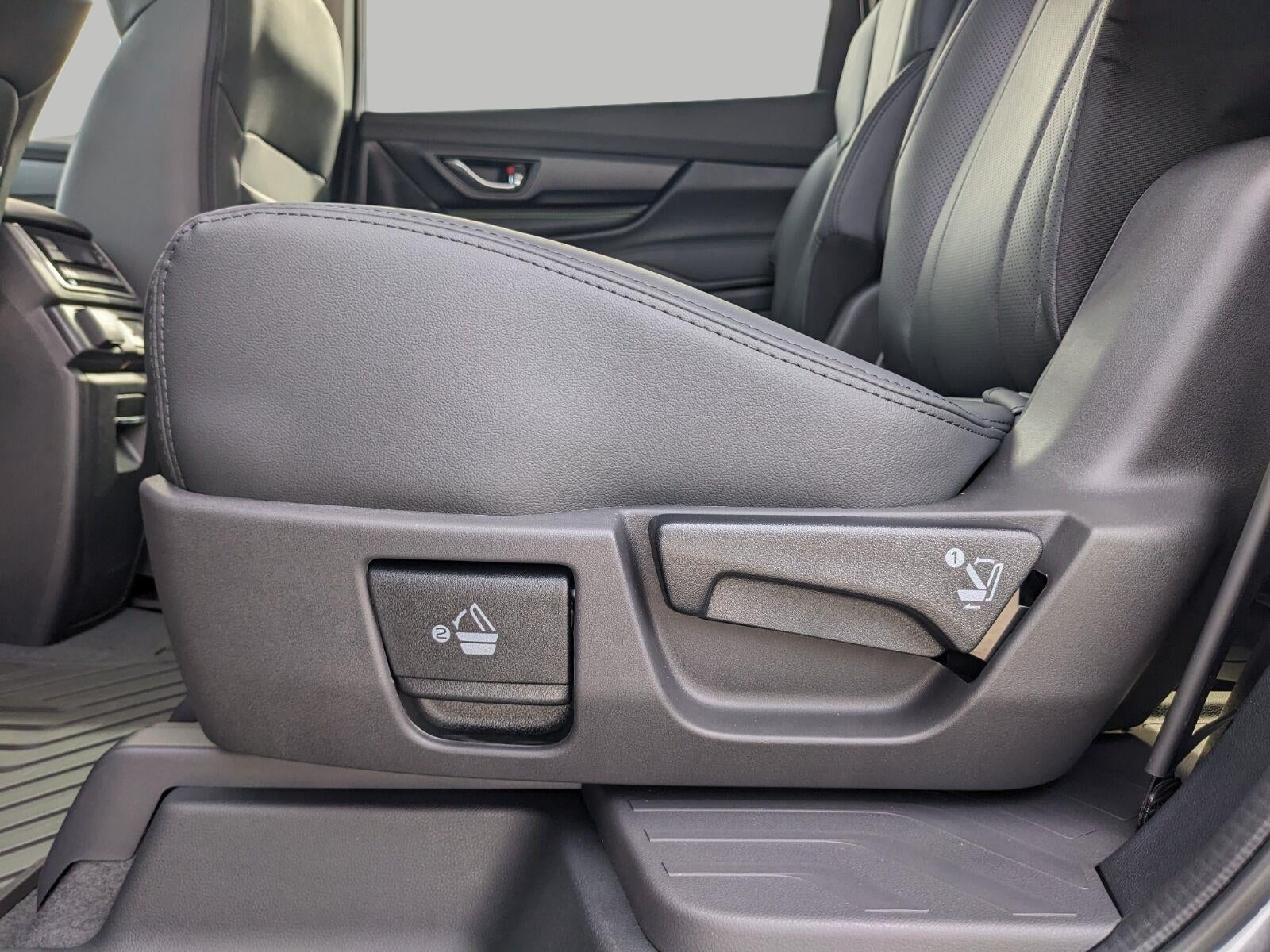 2027 Subaru ASCENT Onyx Edition Touring 7-Passenger