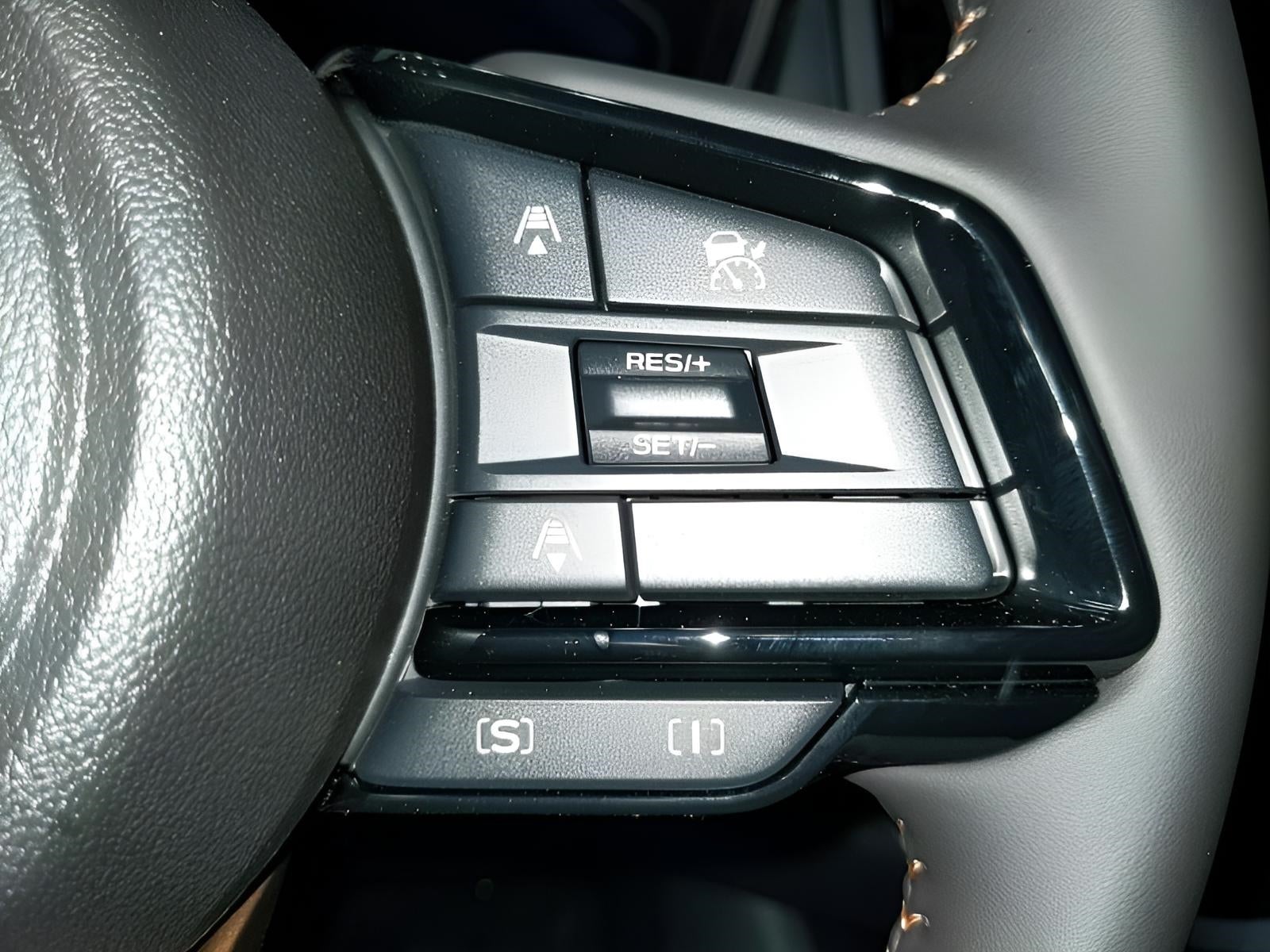 2025 Subaru FORESTER Sport Hybrid