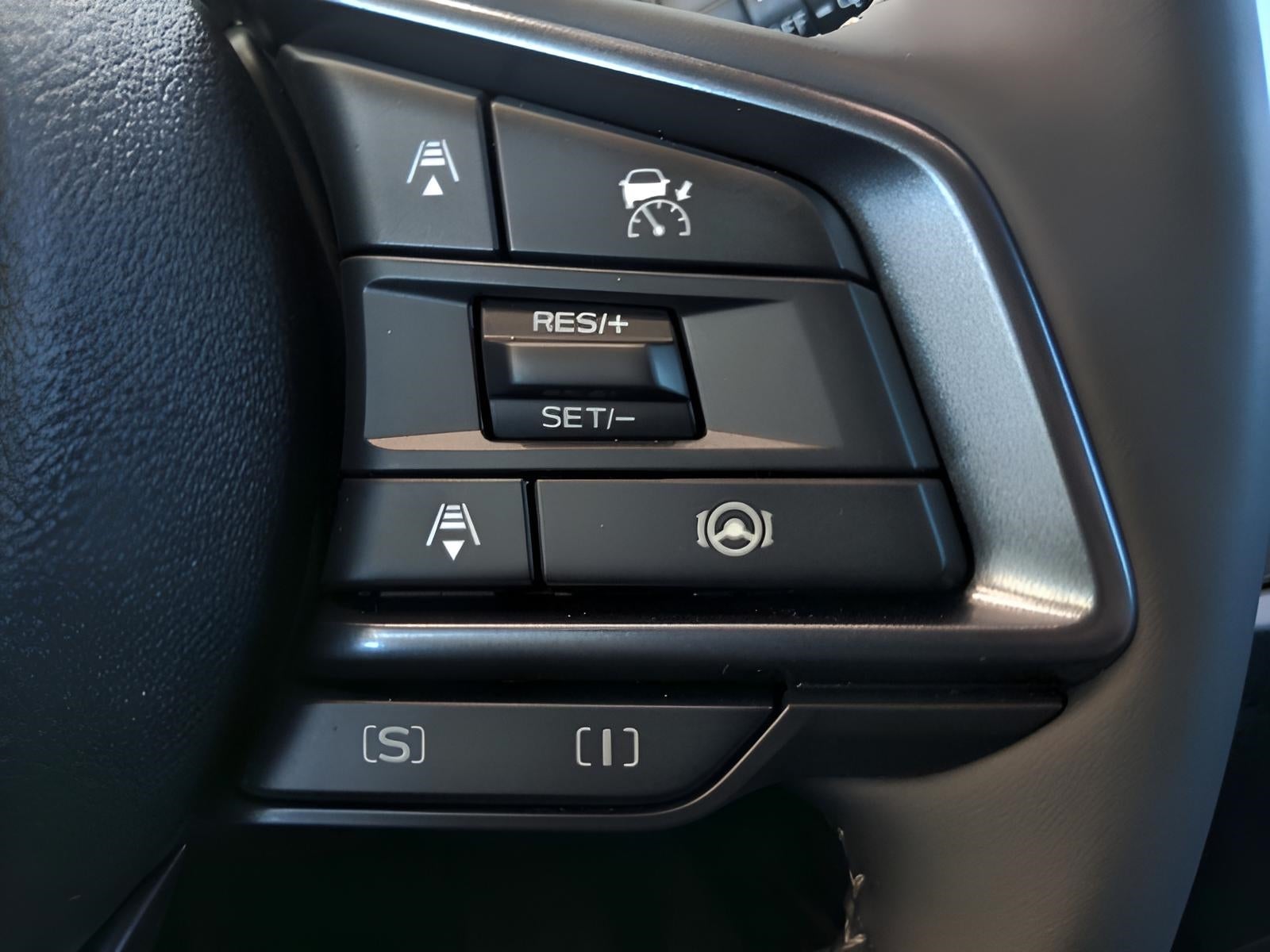 2025 Subaru FORESTER Limited Hybrid