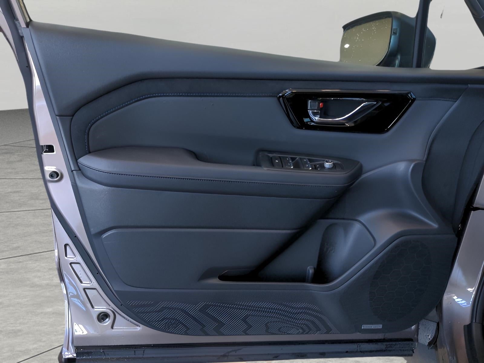 2025 Subaru FORESTER Limited Hybrid