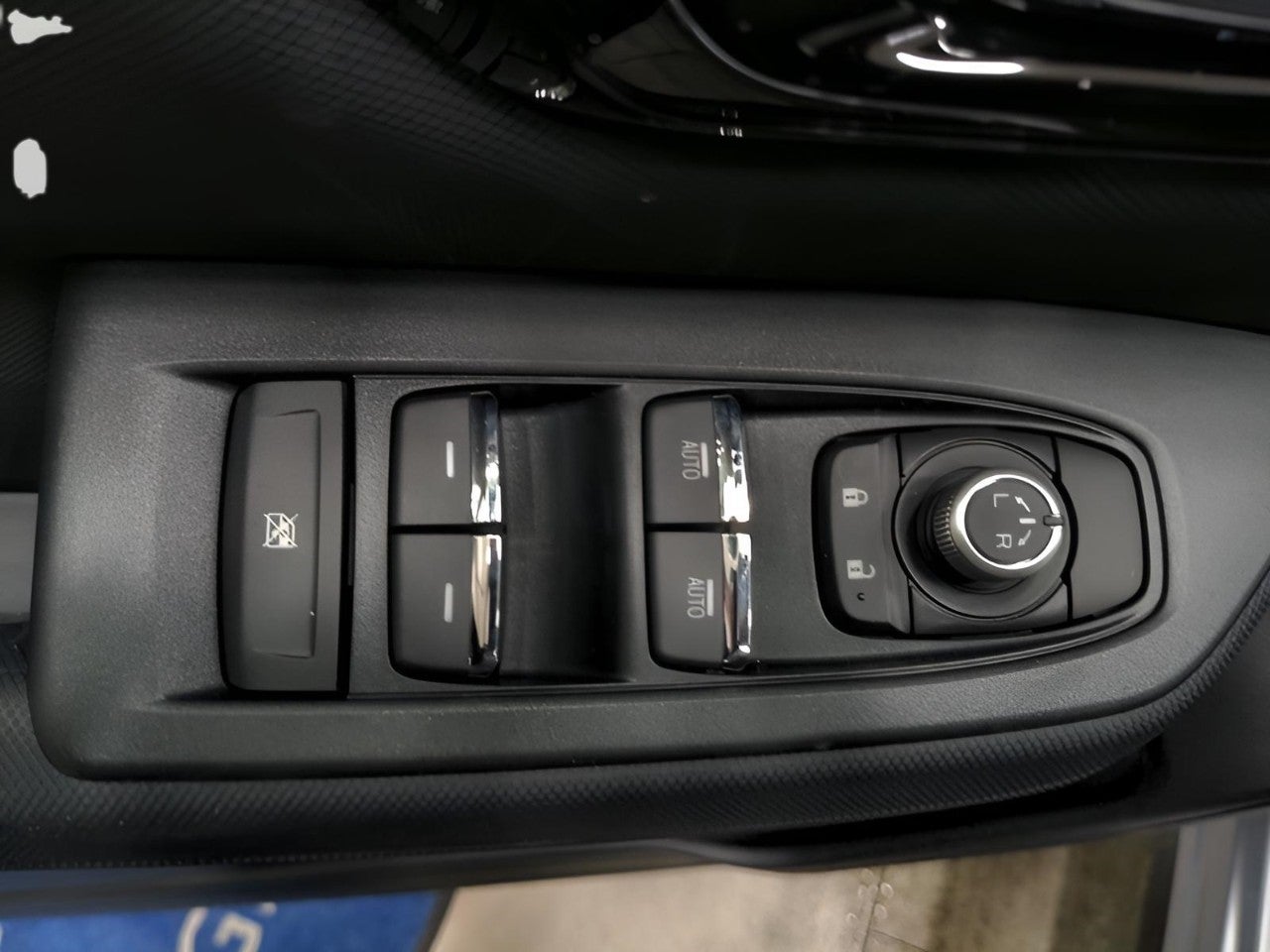 2025 Subaru FORESTER Limited Hybrid